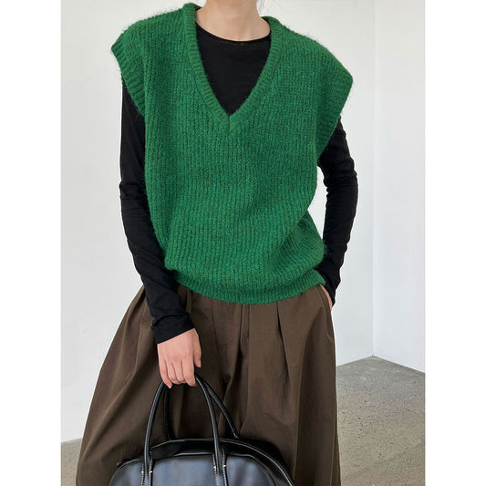 Soft wool V-neck knitted vest women's autumn new Korean simple stacked vest